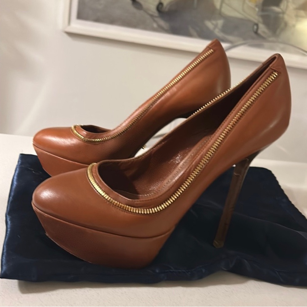 Authentic Sergio Rossi size 38 light brown platform pumps.